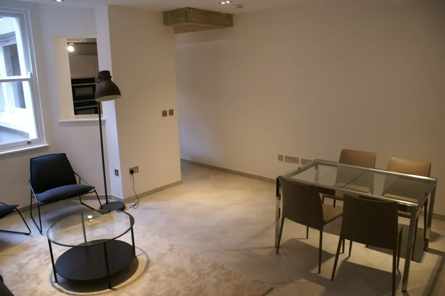 Flat Maygrove Road in Greater London