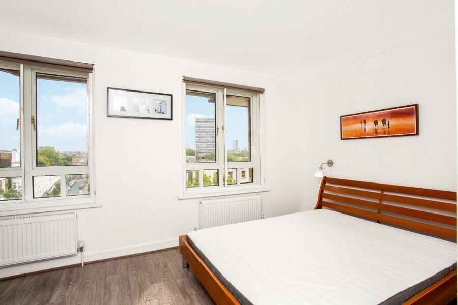 Flat Admiral Walk in City of Westminster