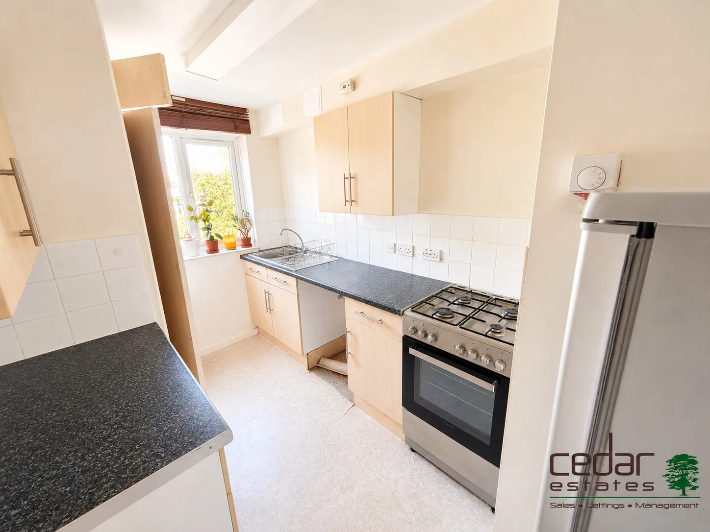 Flat Mansfield Heights in Greater London