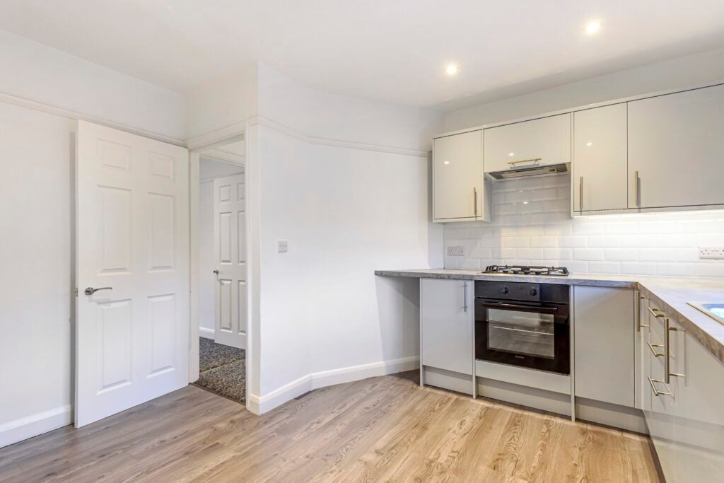 Flat Copse Edge in Waverley