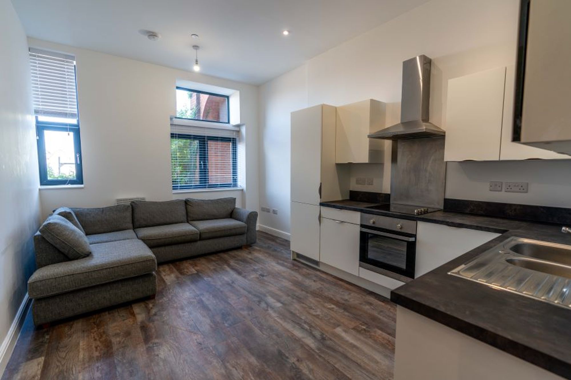 Flat Marigold Court in Grimsby