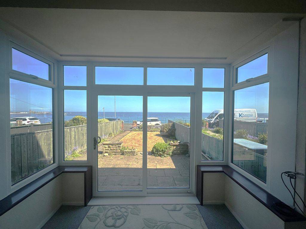 House Beach Terrace in Newbiggin by the Sea