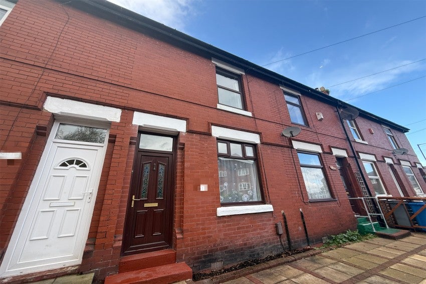 House Chapel Road in Trafford