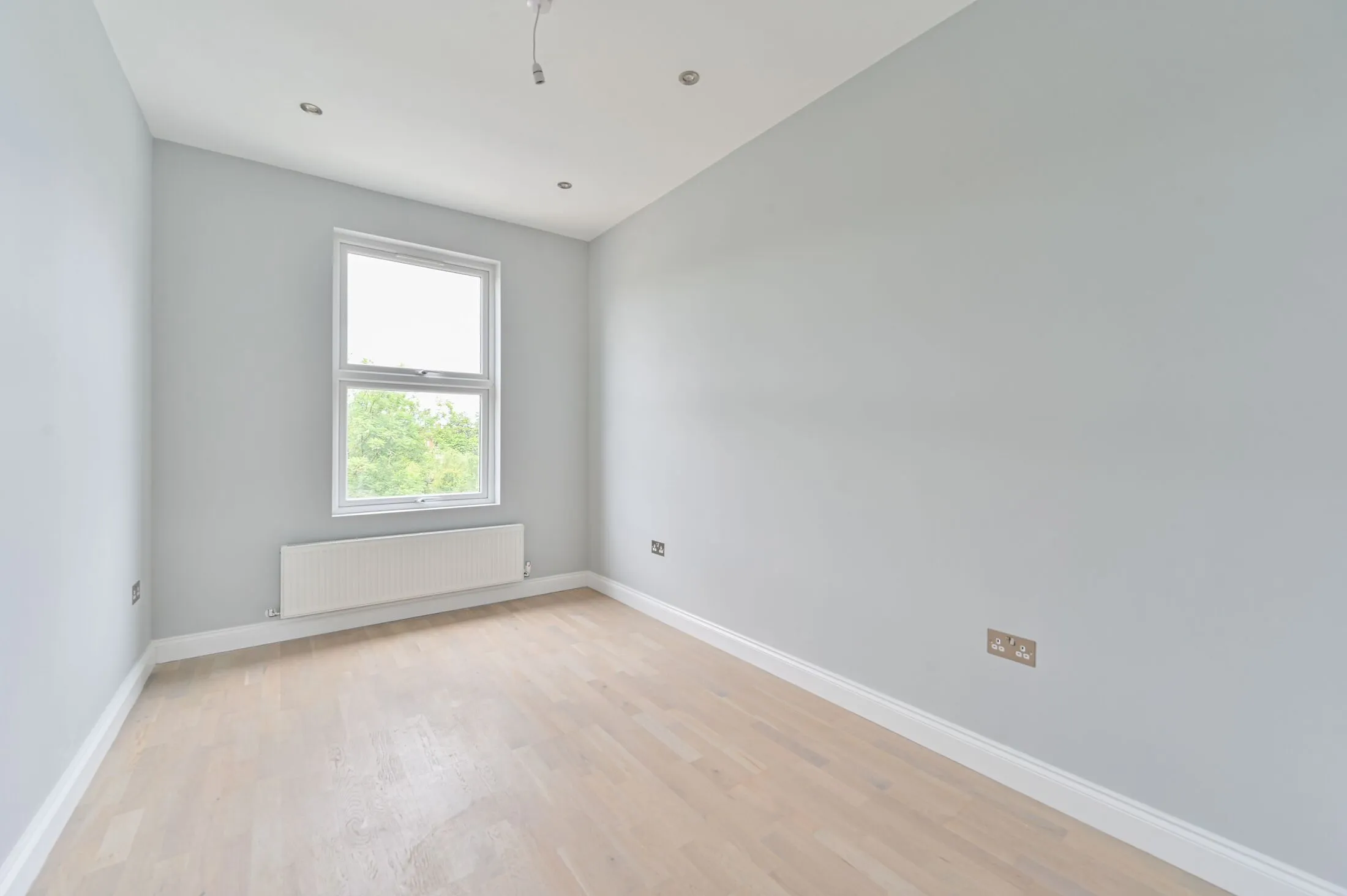 Flat Wood Vale in Greater London