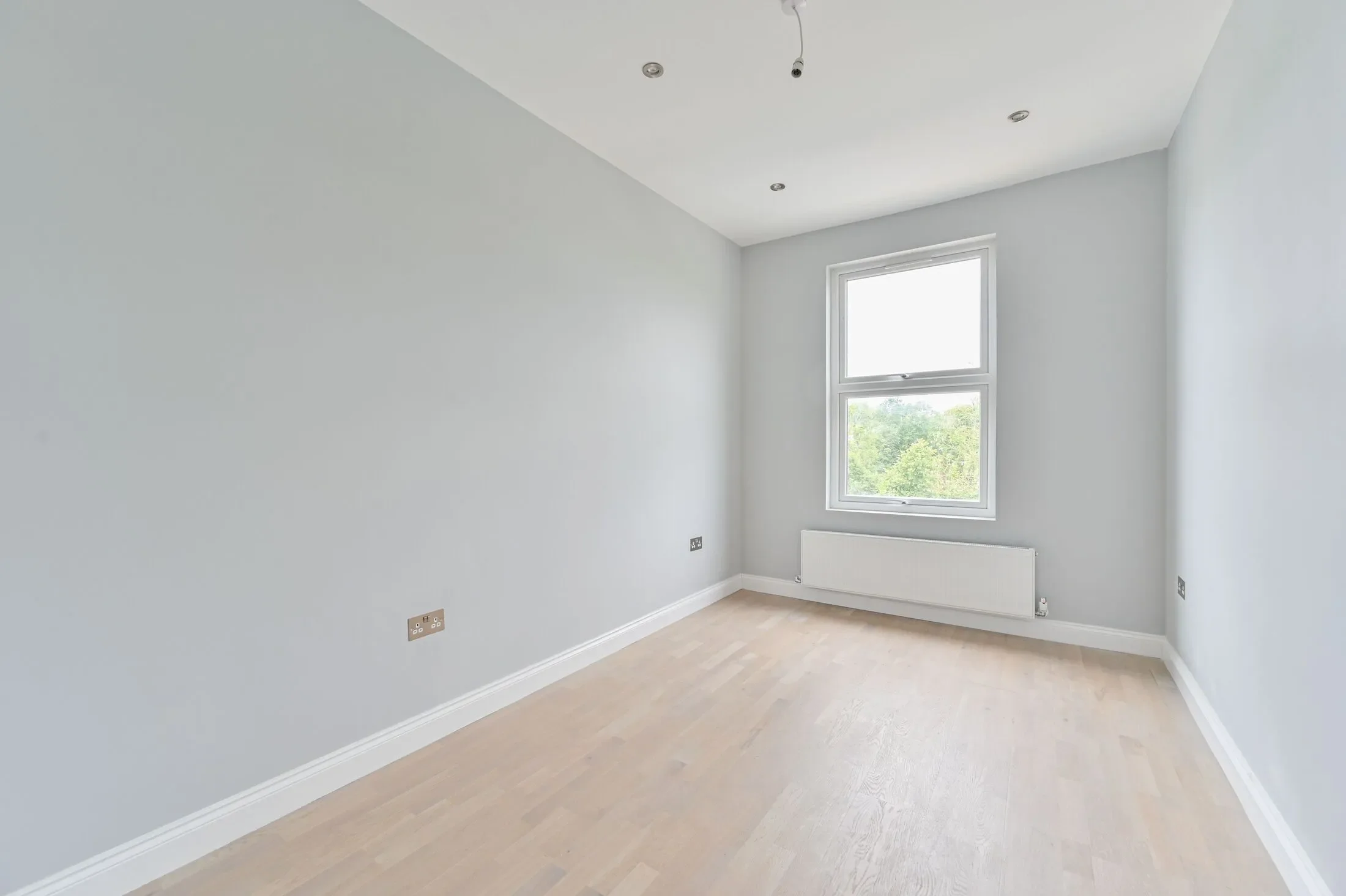 Flat Wood Vale in Greater London