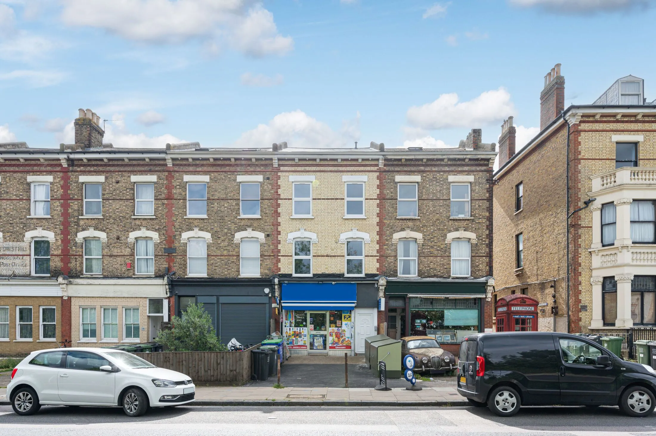 Flat Wood Vale in Greater London