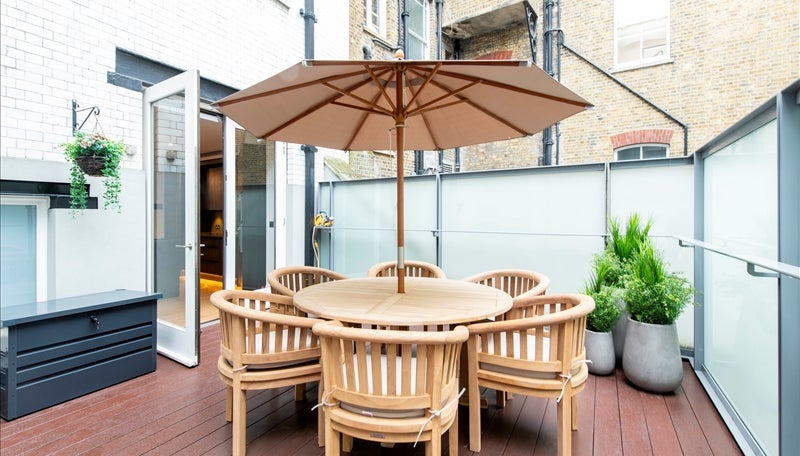 Flat Duke Street in City of Westminster