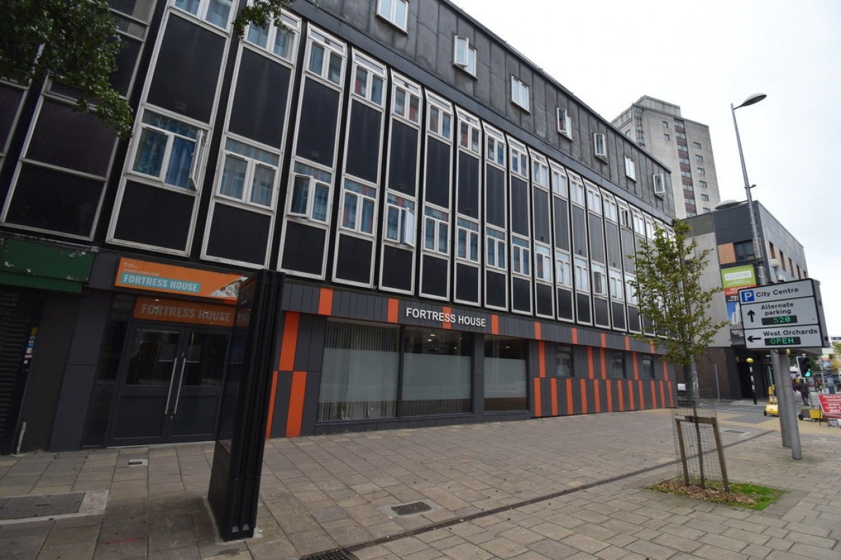 Room Smithford Way in Coventry