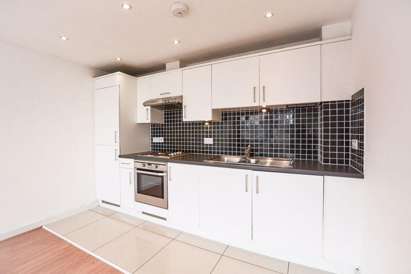 Flat Southchurch Road in Southend-on-Sea