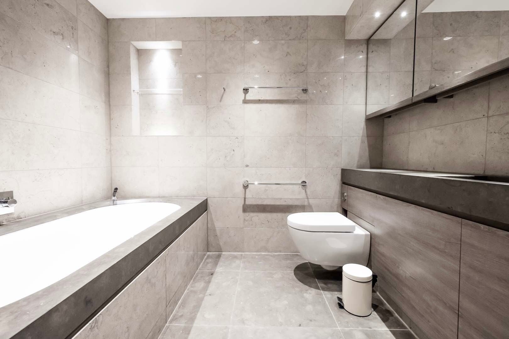 Flat Blackfriars Road in Greater London