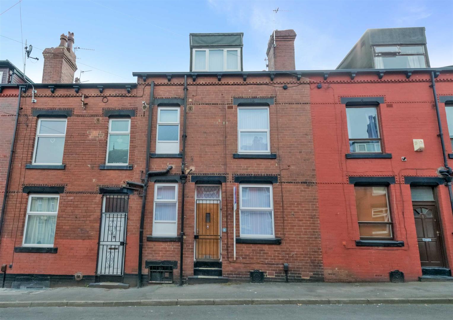 House Greenock Place in Leeds