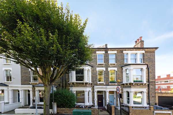 Flat Petworth Street in Greater London
