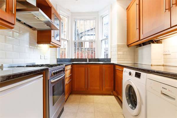 Flat Petworth Street in Greater London