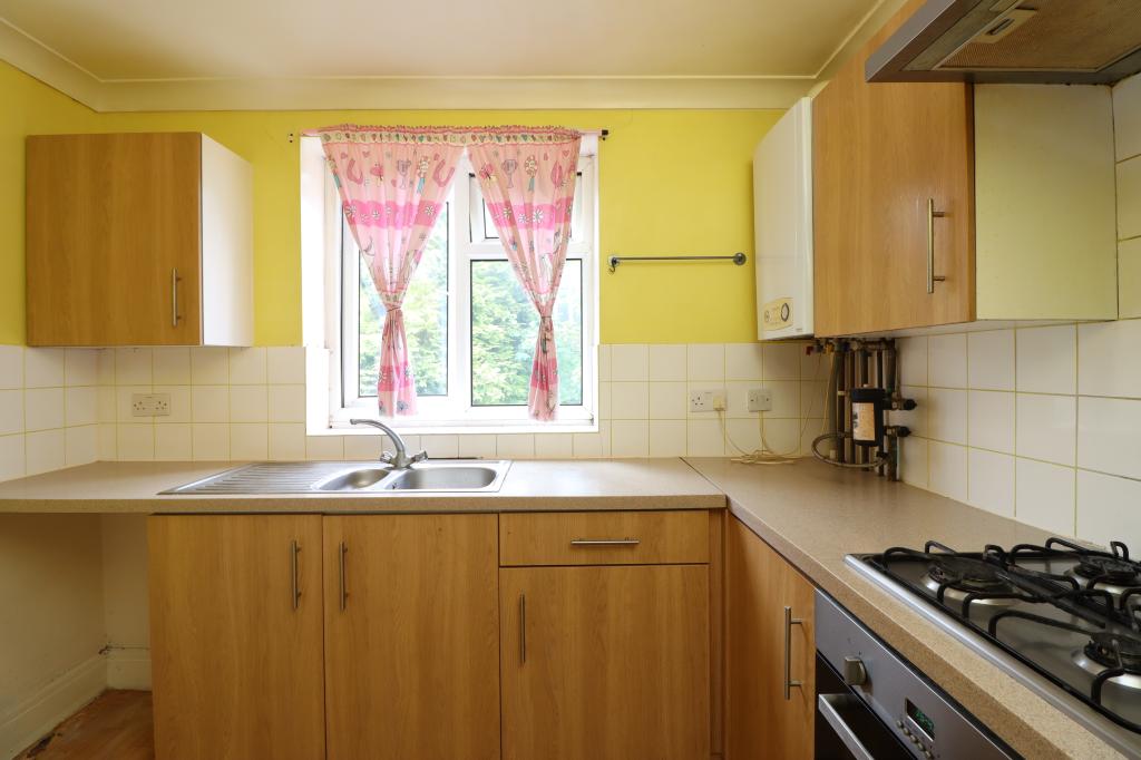 Flat Cranbury Avenue in Southampton