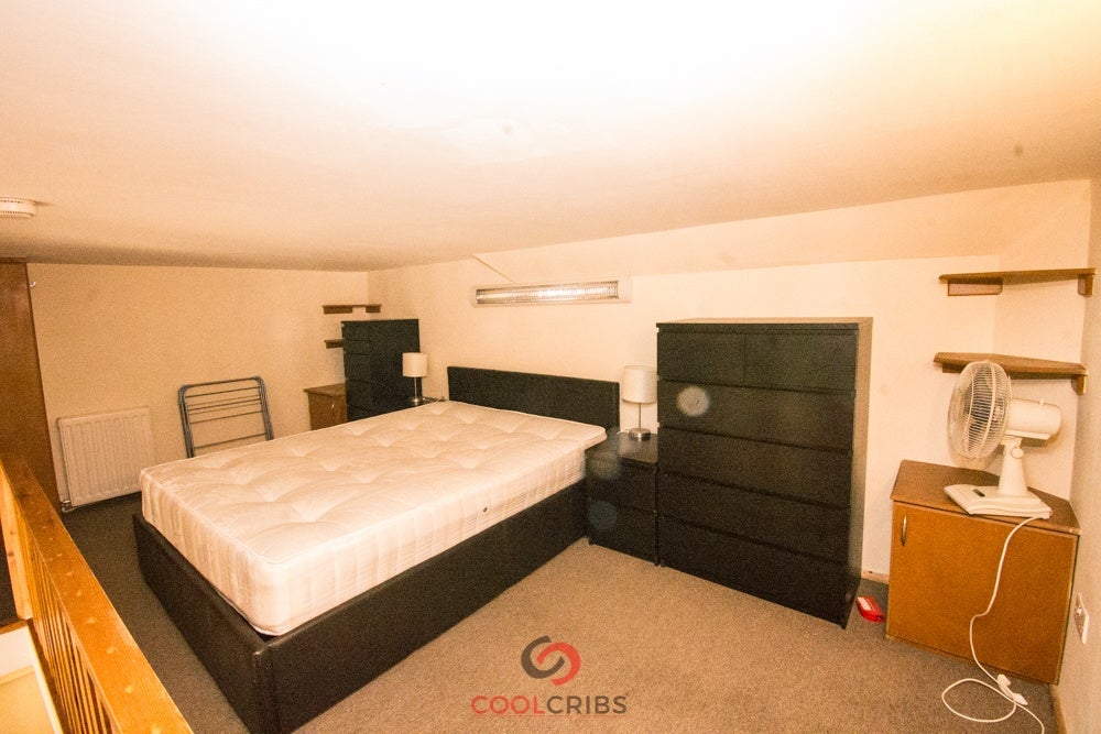 Flat Westbourne Crescent in City of Westminster