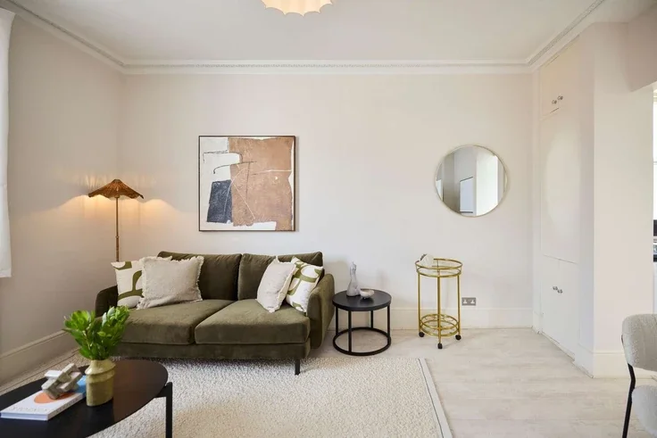 Flat Queensberry Place in Greater London