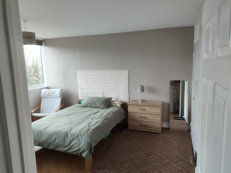 Room Asthill Grove in Coventry