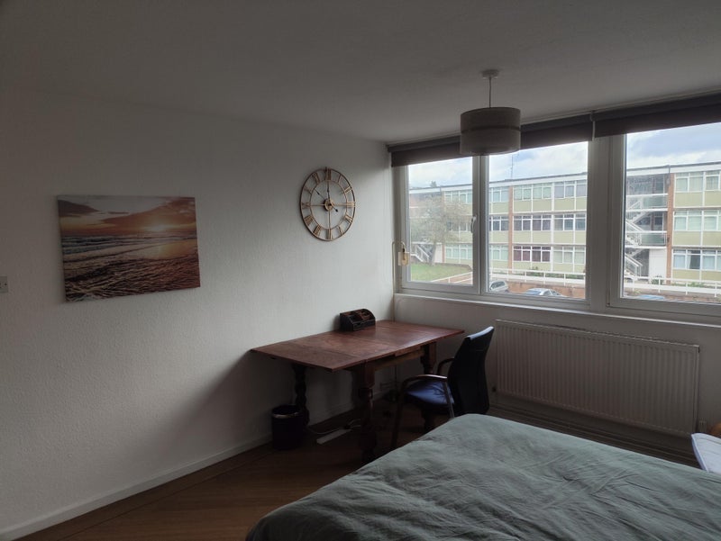 Room Asthill Grove in Coventry