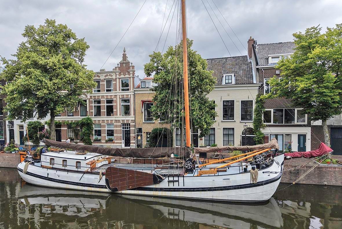 Huis Lange Haven 98 AB in Schiedam