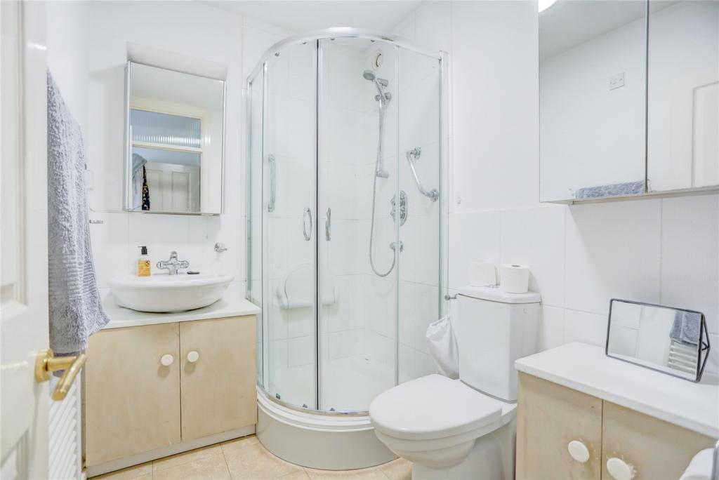 Flat Grand Avenue in Portslade by Sea