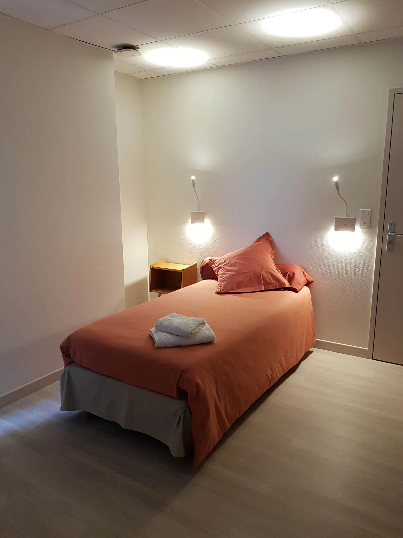 Chambre Place Pierre Burelle à Langres