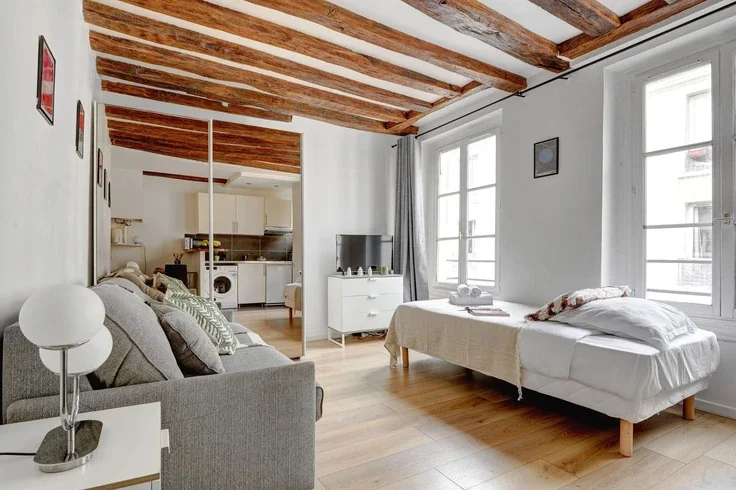 Flat Rue Notre-Dame-de-Nazareth in Paris