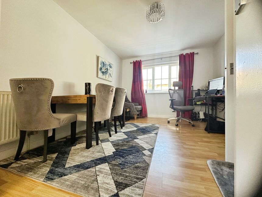 House Holtsmere Close in Watford