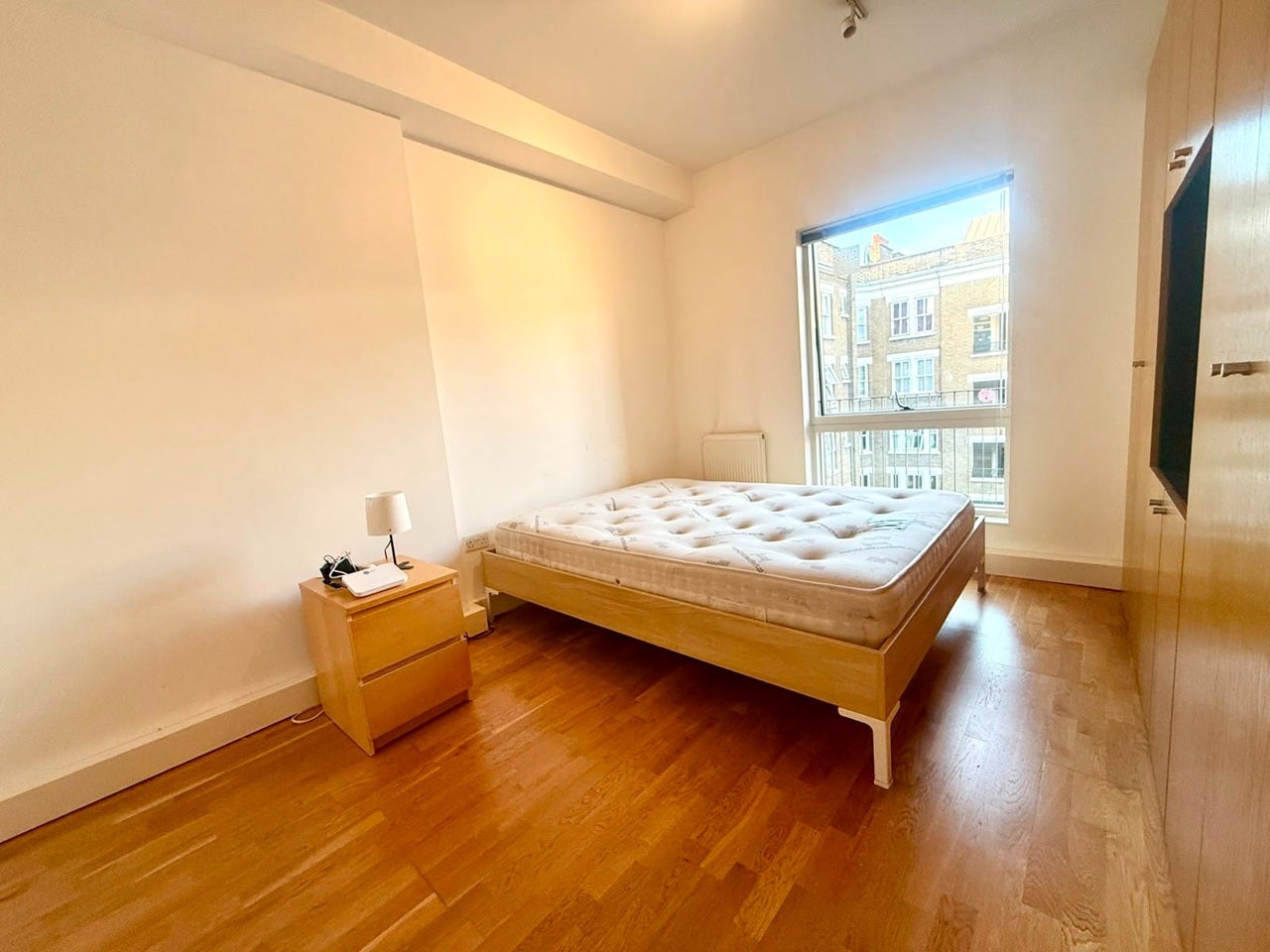 Flat Old Kent Road in Greater London