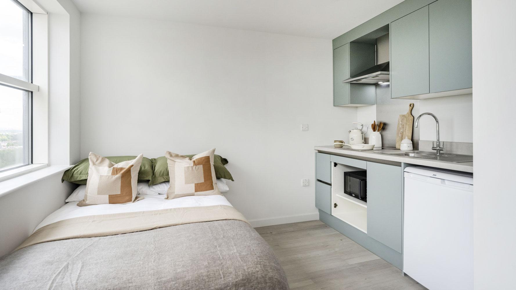 Room Boston Manor Road in Greater London