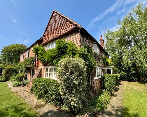 House Reading Road in South Oxfordshire