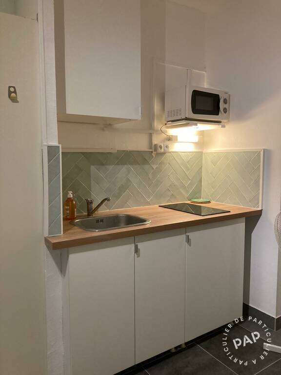 Flat Rue Baron in Paris