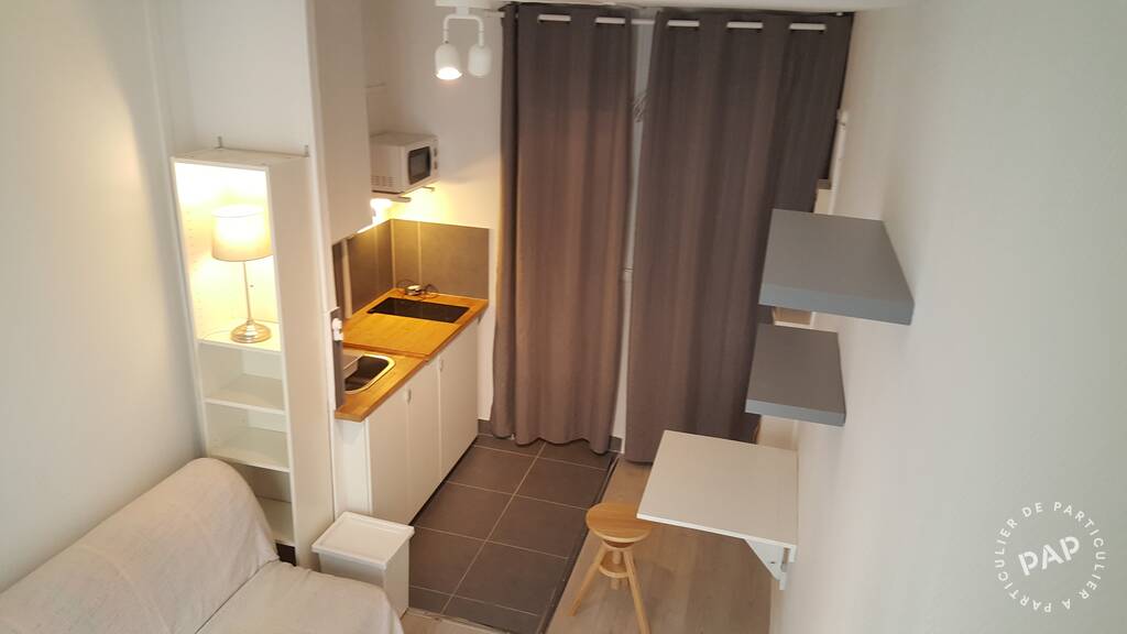 Flat Rue Baron in Paris