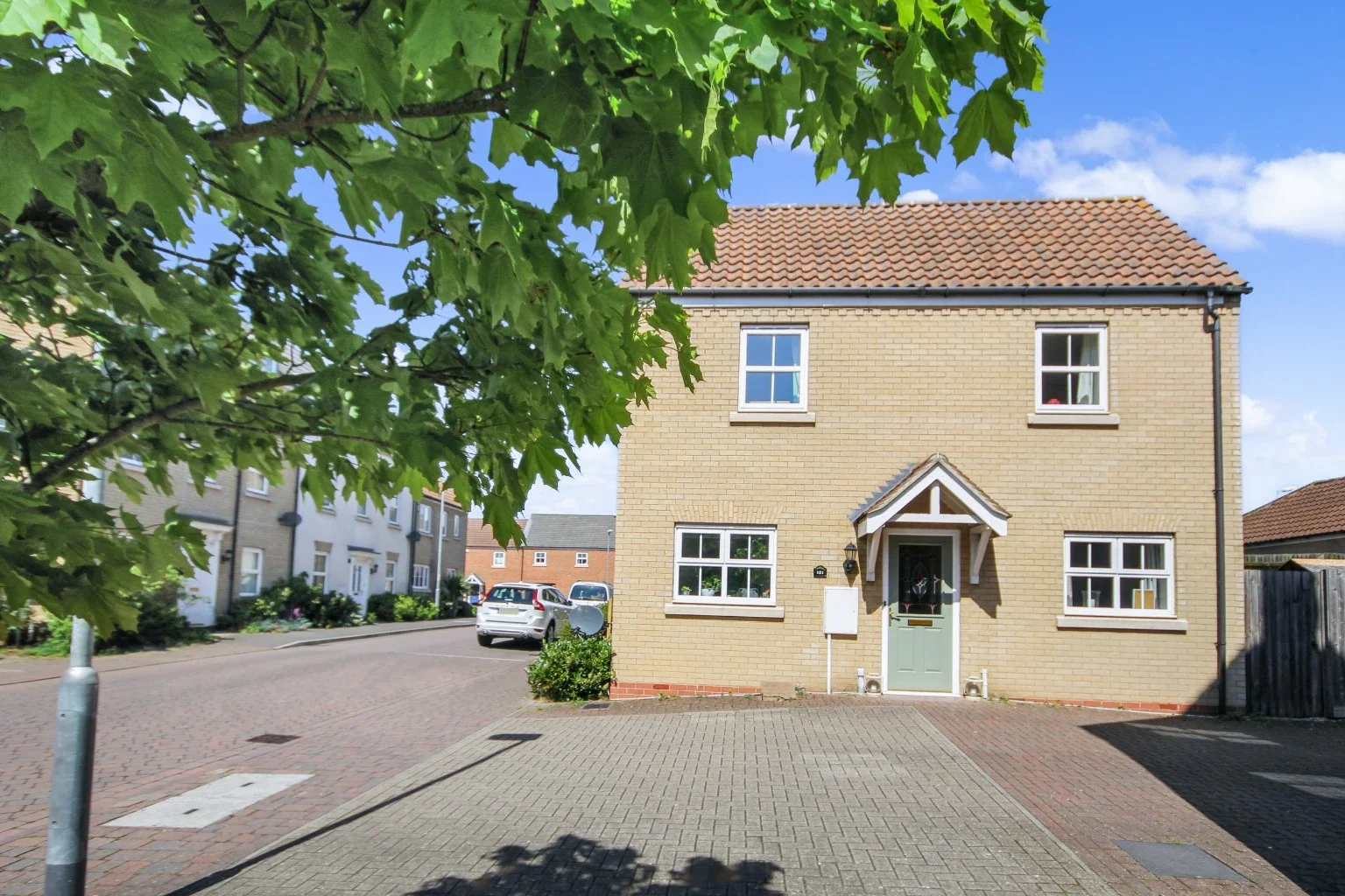 House Christie Drive in Huntingdonshire