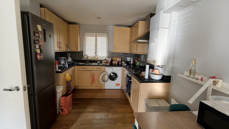 Room Bagleys Lane in Greater London