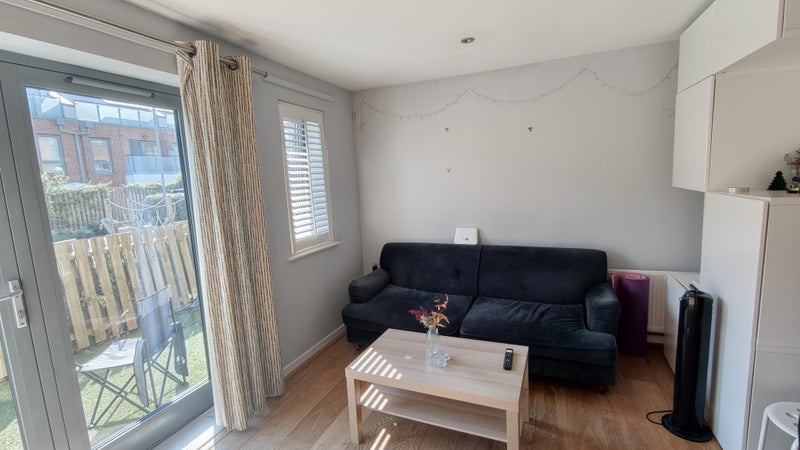 Room Bagleys Lane in Greater London
