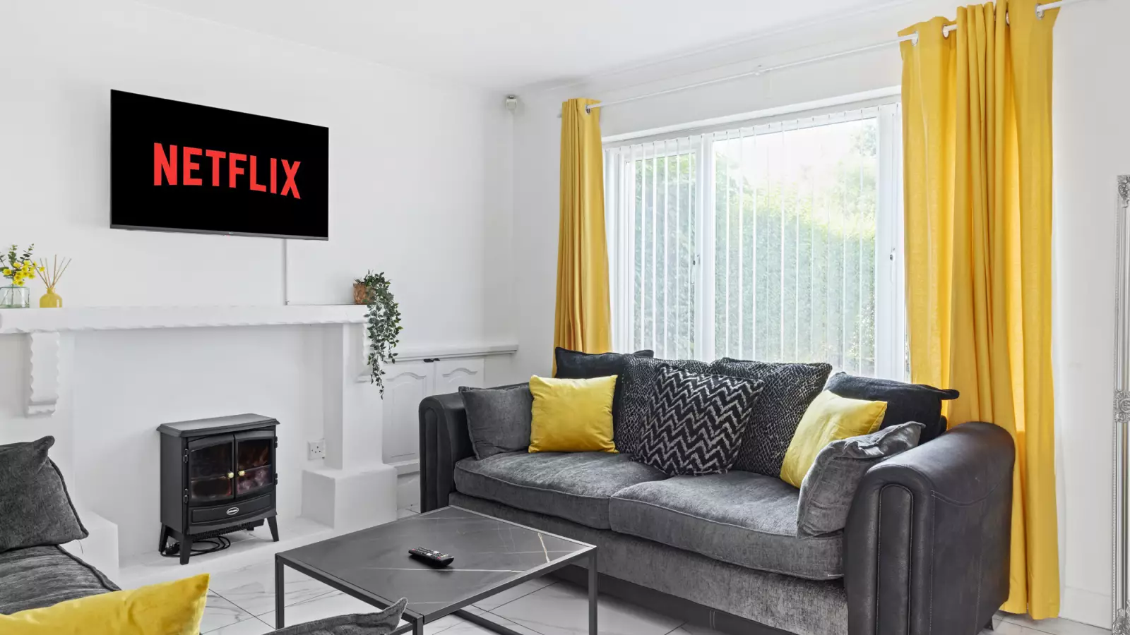 Flat Harwill Crescent in Nottingham