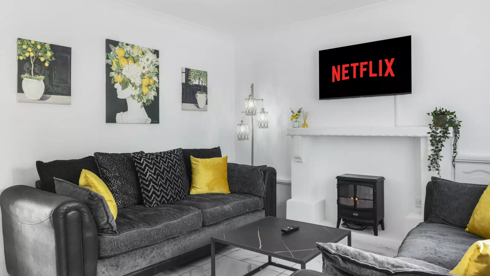 Flat Harwill Crescent in Nottingham