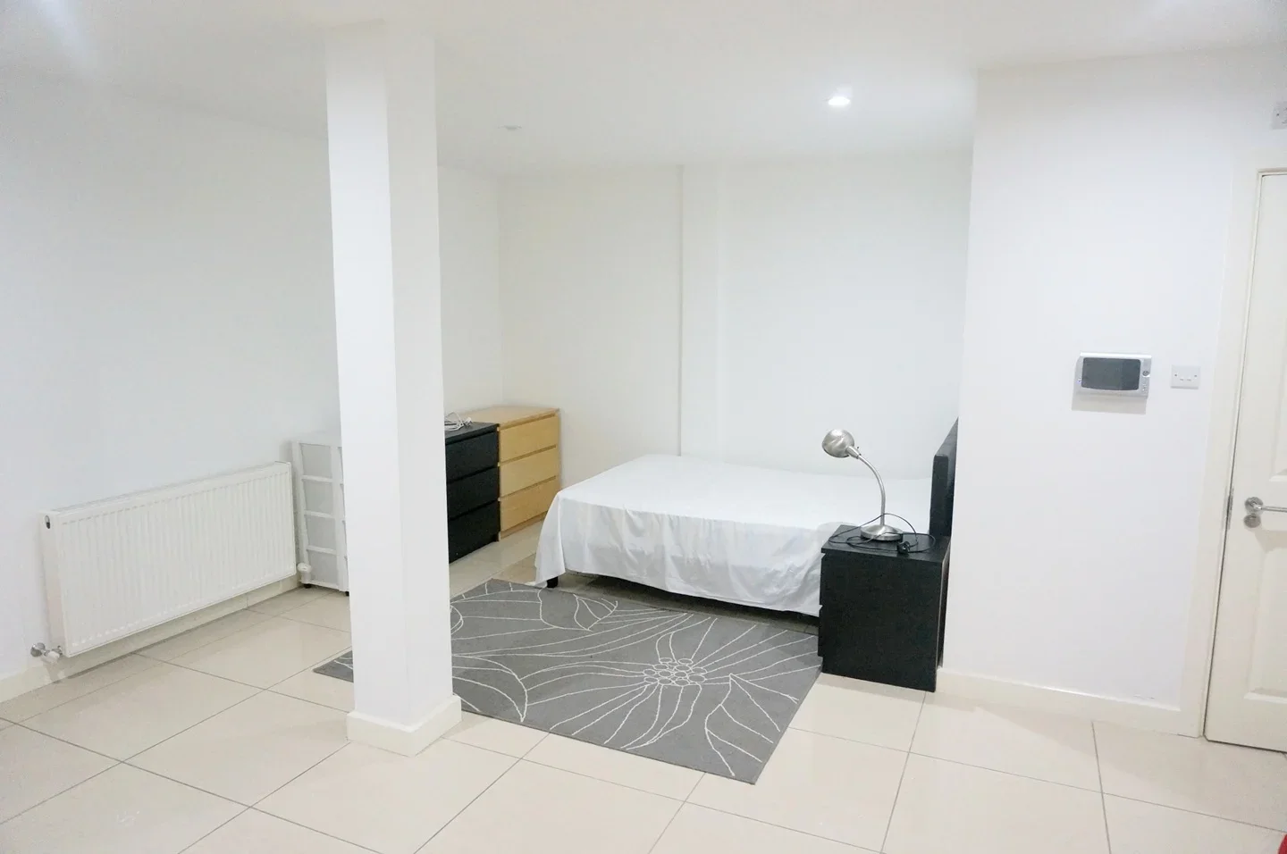 Flat Wolverton Gardens in Greater London
