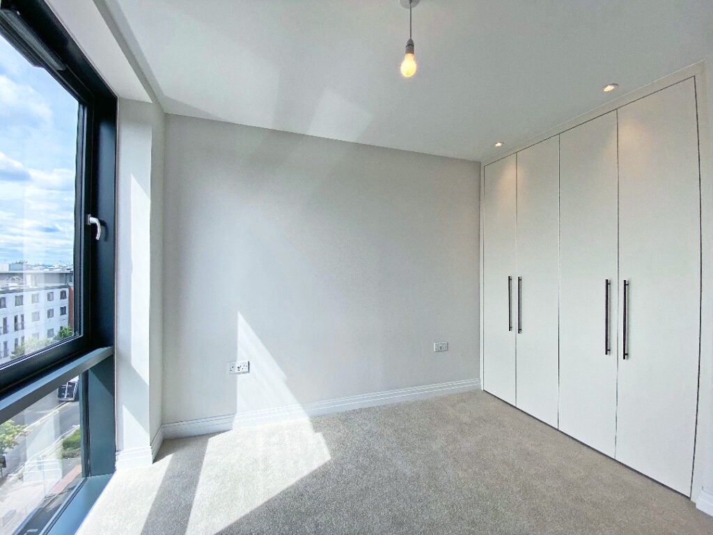 Flat Doman Road in Surrey Heath