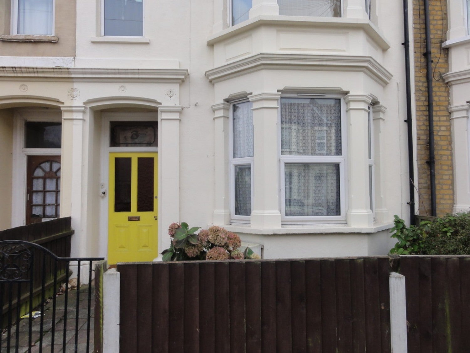 Flat York Road in Southend-on-Sea