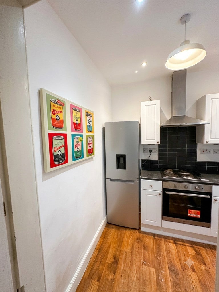 Flat Alexandra Parade in Glasgow