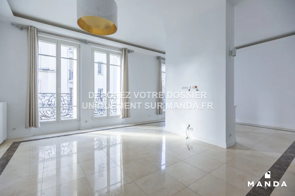Flat Rue Pierre au Lard in Paris
