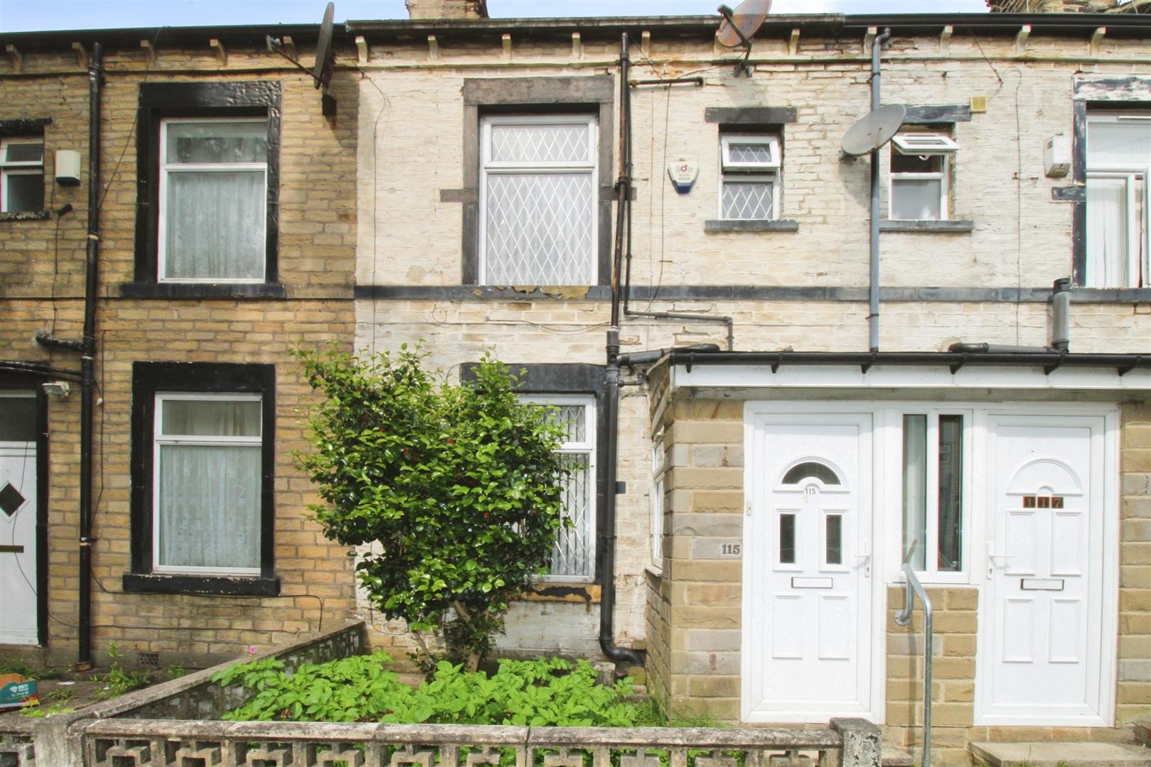 House Gladstone Street in Bradford