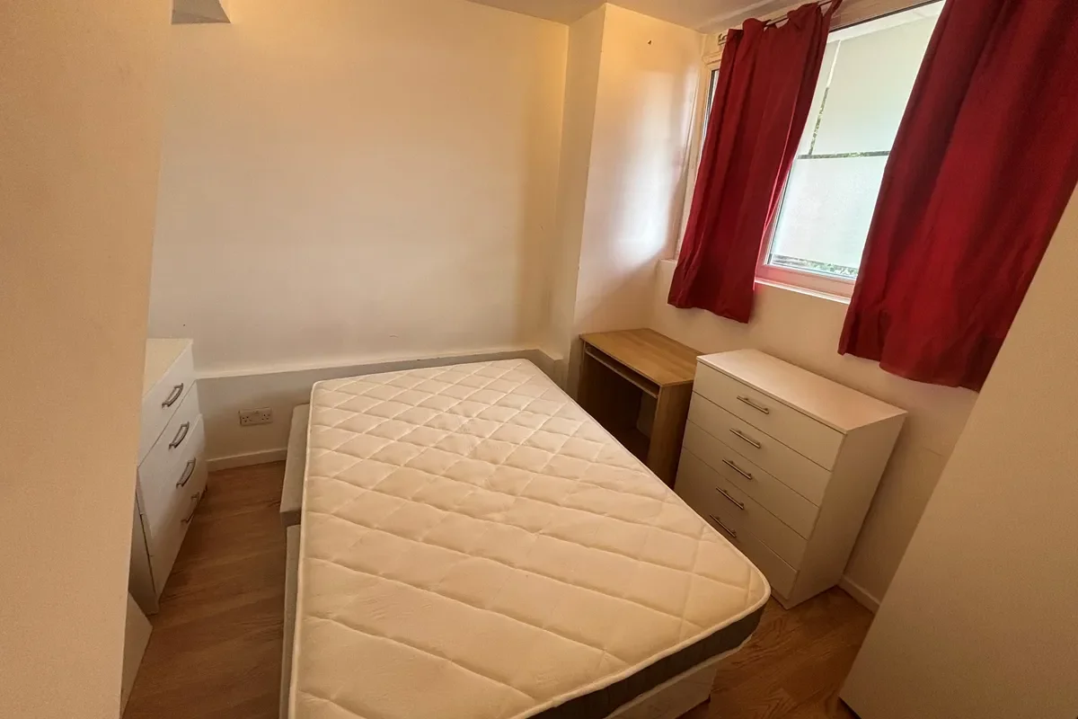 Flat Alton Road in Greater London