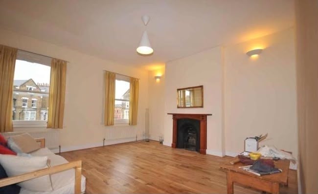 Room St Mark's Rise in Greater London