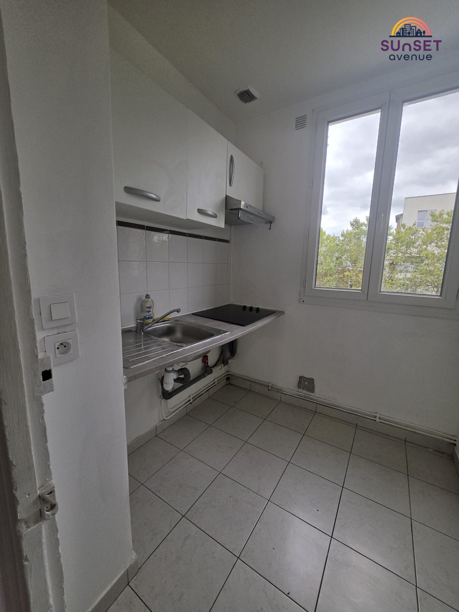 Flat Rue Ferragus in Aubervilliers