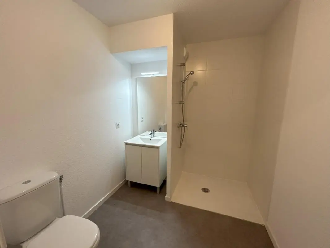 Flat Rue de l'alose in Lormont