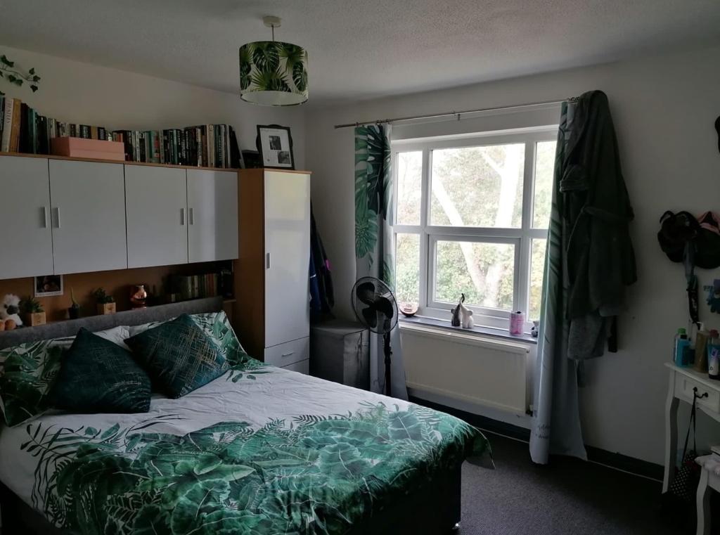 Flat Belfry Court in Wakefield