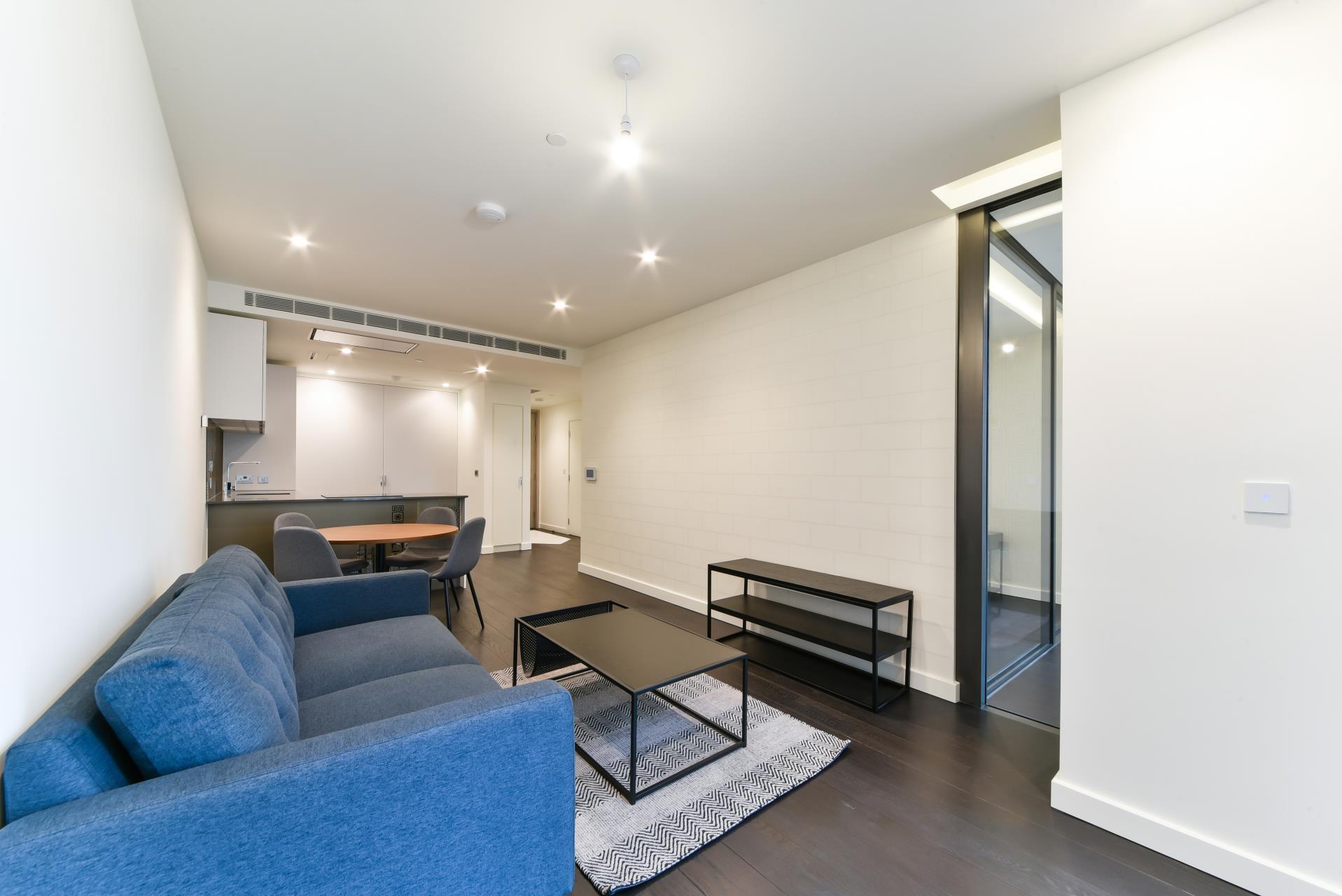 Flat Pascal Square in Greater London