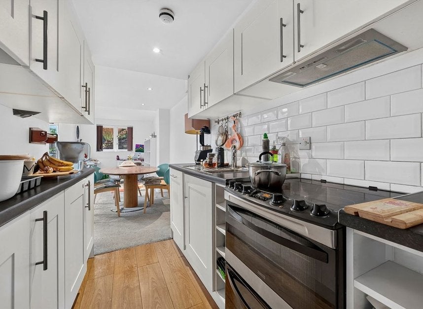 Flat Edbrooke Road in City of Westminster